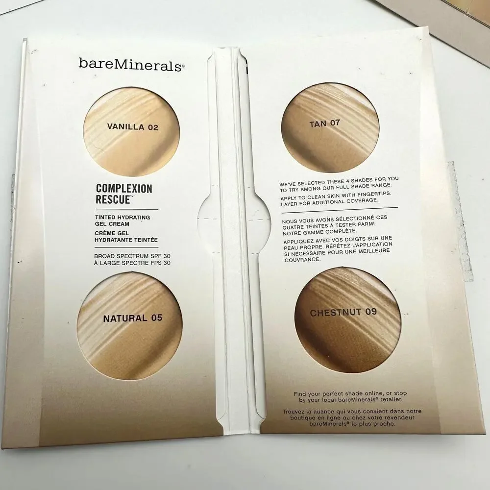 Real Techniques Miracle Sponges and Foundation Samples
